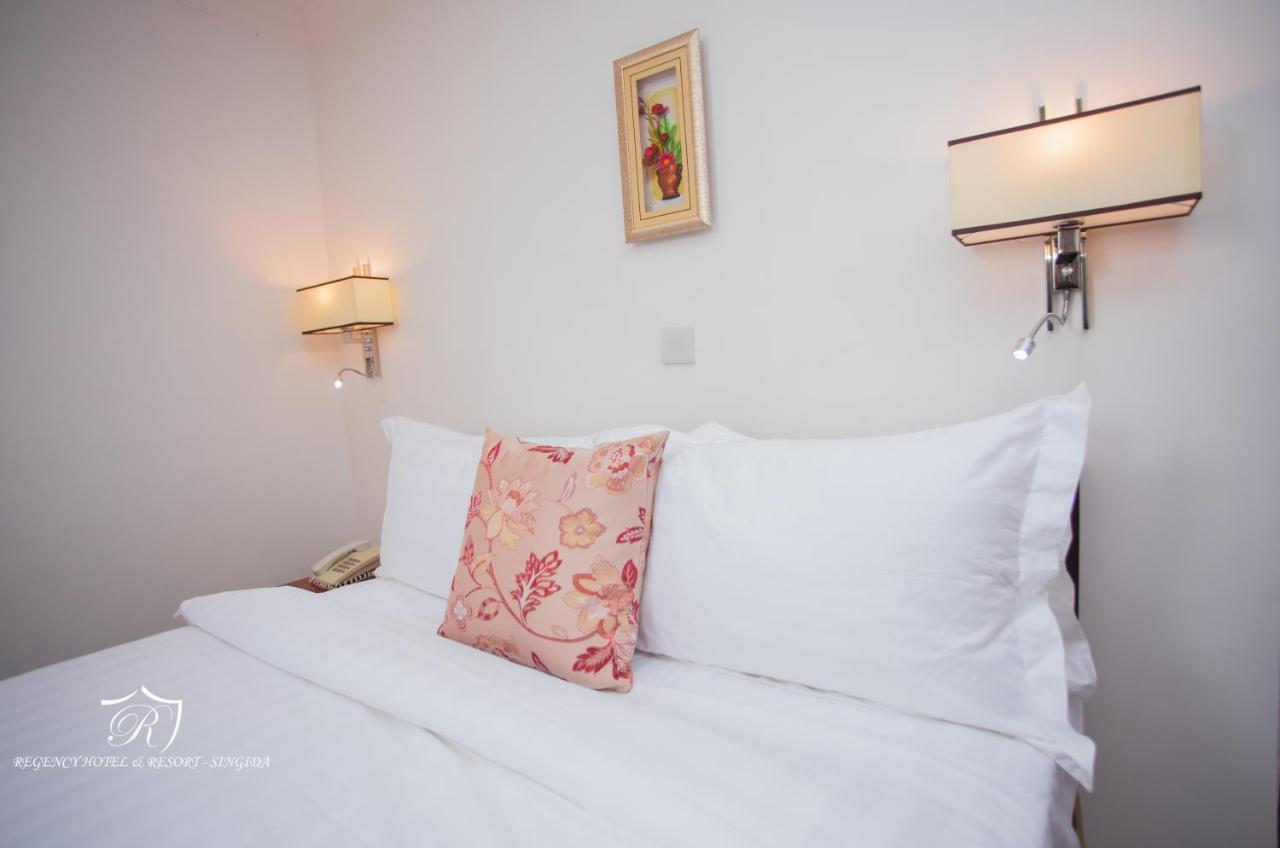 Regency Resort Singida Екстер'єр фото