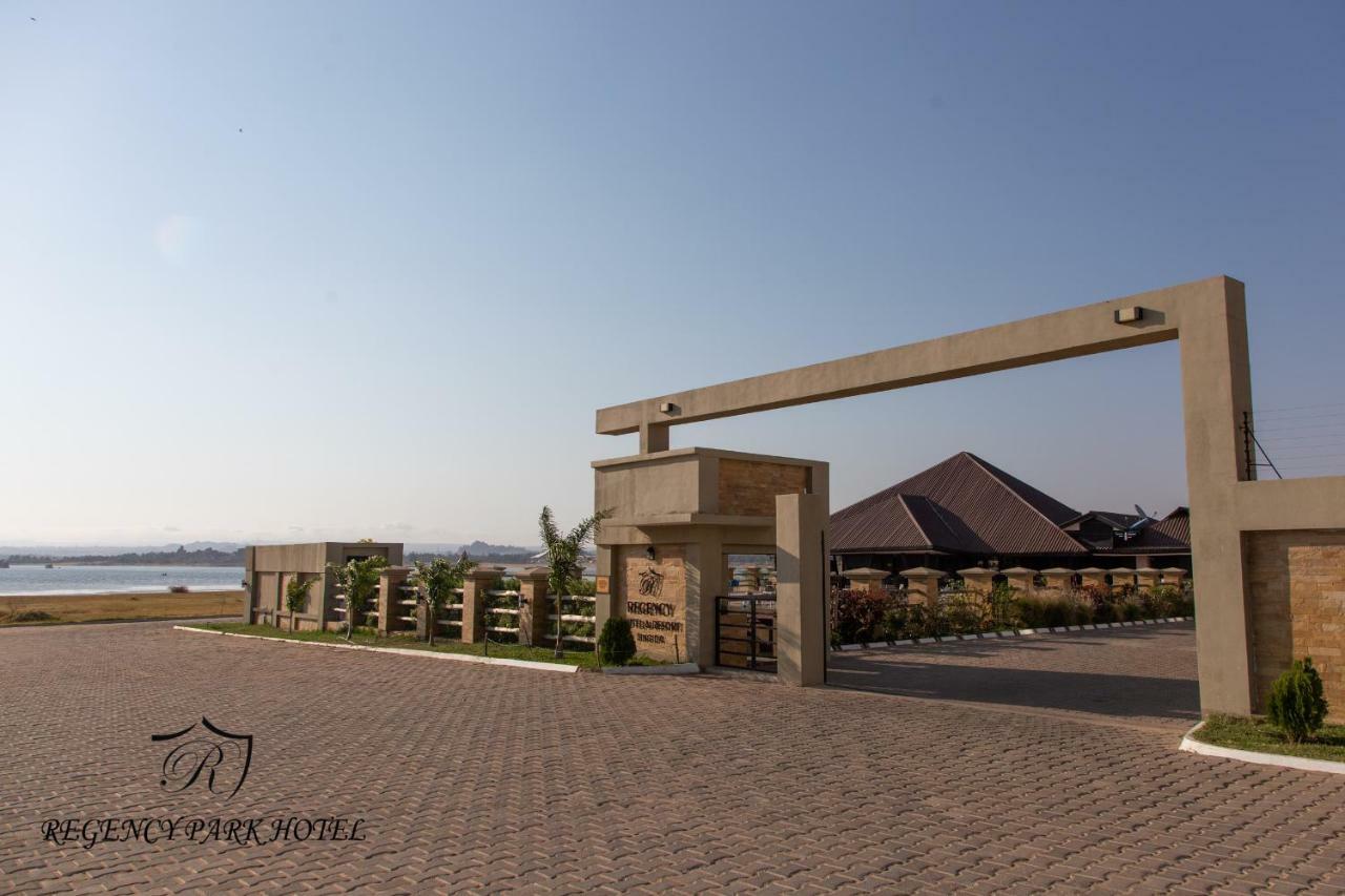 Regency Resort Singida Екстер'єр фото