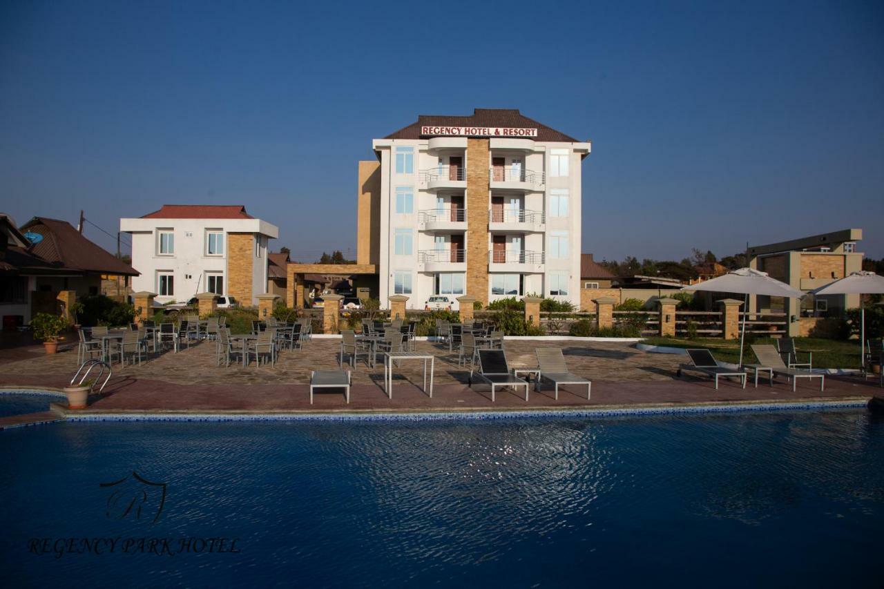 Regency Resort Singida Екстер'єр фото